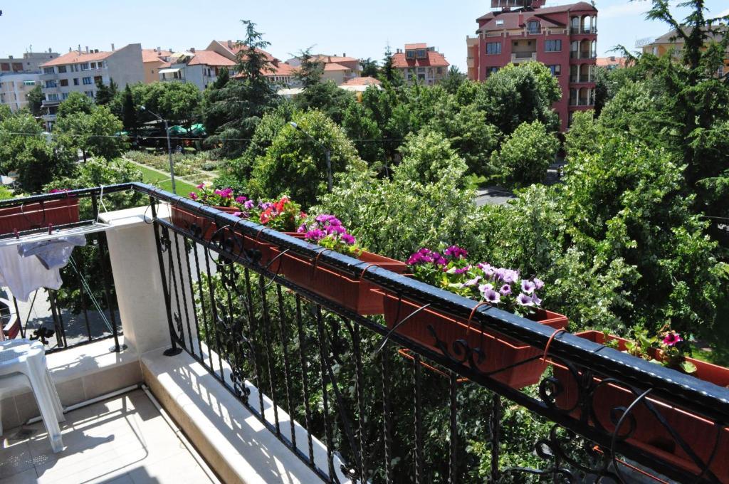 St. George Apartments Nesebar Eksteriør bilde