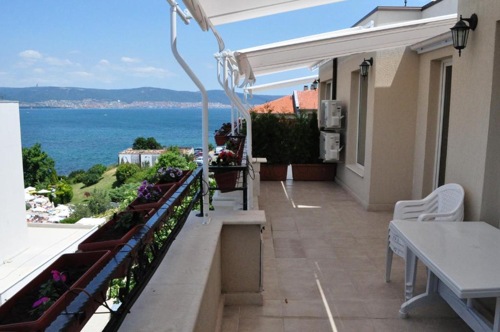 St. George Apartments Nesebar Eksteriør bilde