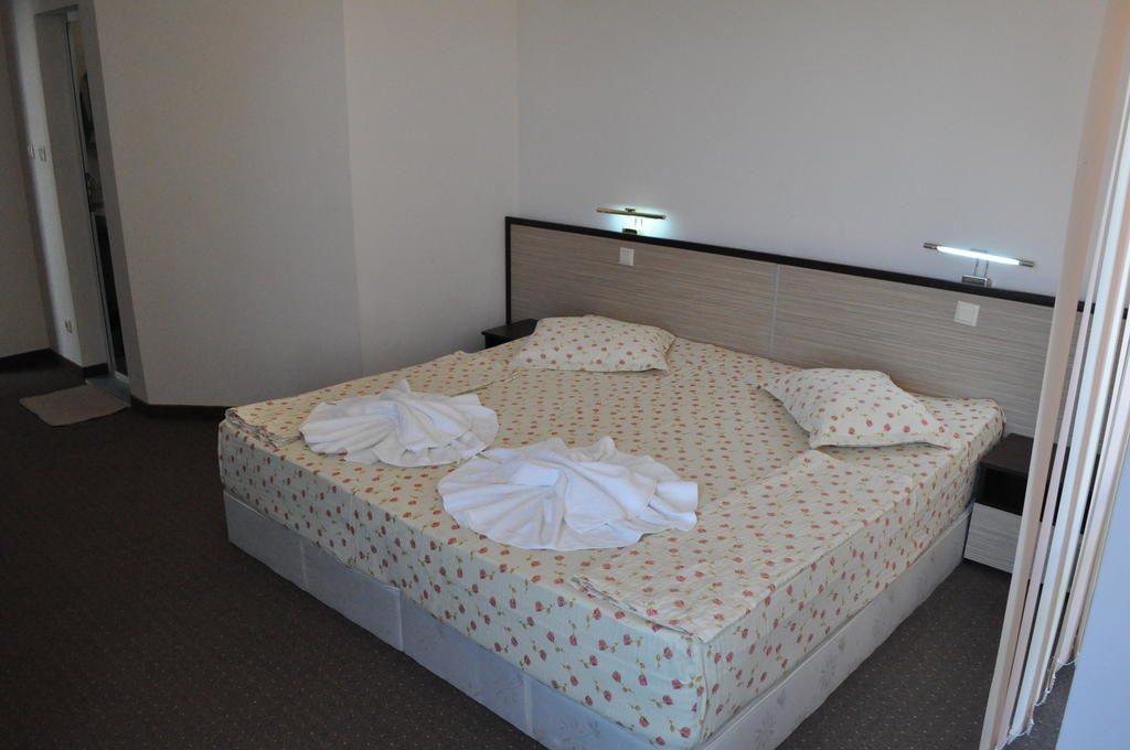 St. George Apartments Nesebar Rom bilde